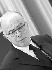 Portrait de Bernard Cazeneuve